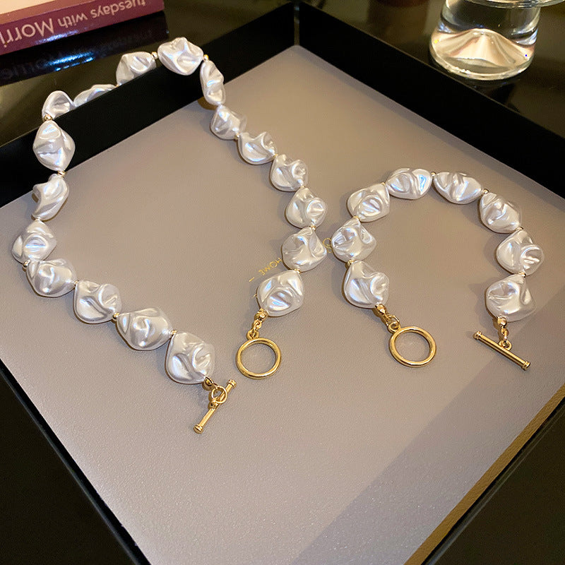 Irregular Pearl Necklace & Bracelet