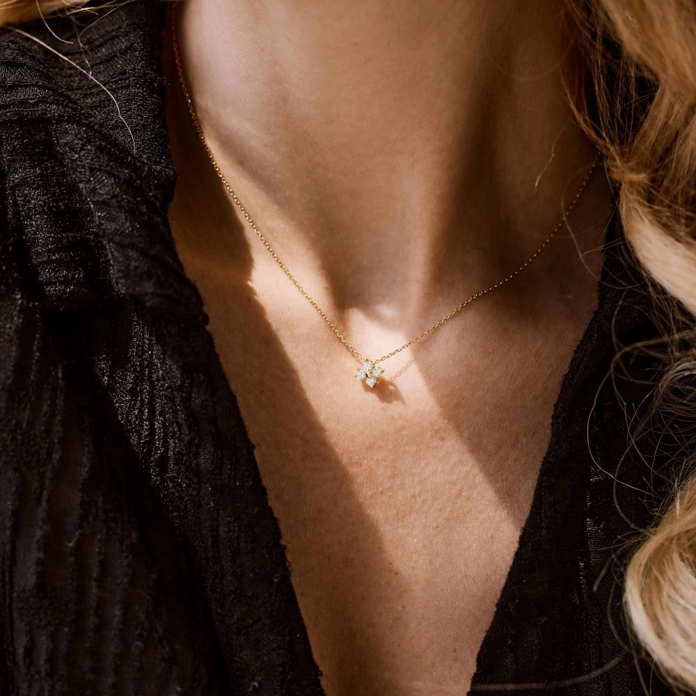 Four Leaf Clover Clavicle Necklace
