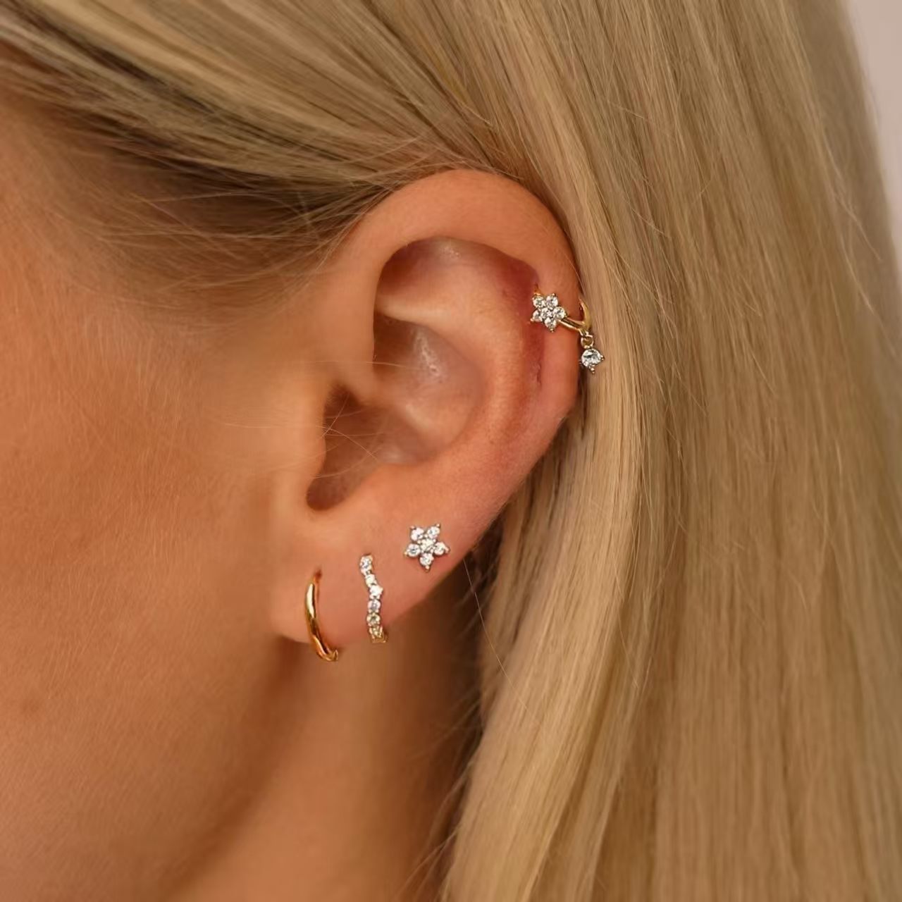 Zircon Encrusted Flower Earrings